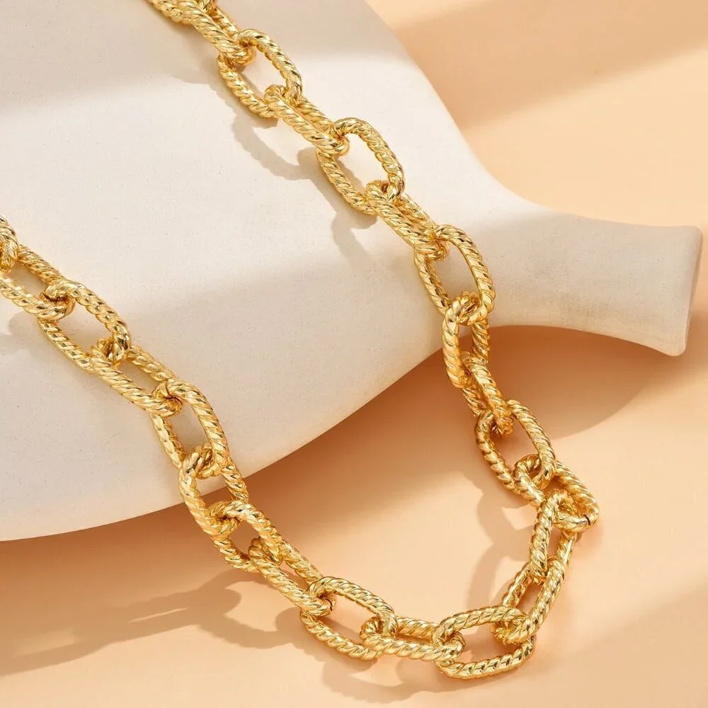 Yellow Gold Women's Minimalist Chain Necklace - Picture 2 of 3